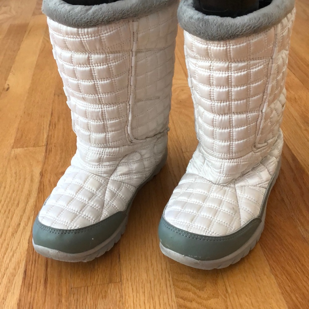 Mountrek Weatherproof boots